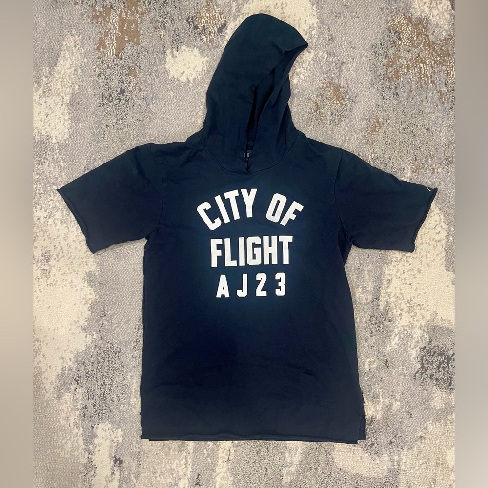 Air Jordan - short-sleeve shirt w/ hoodie